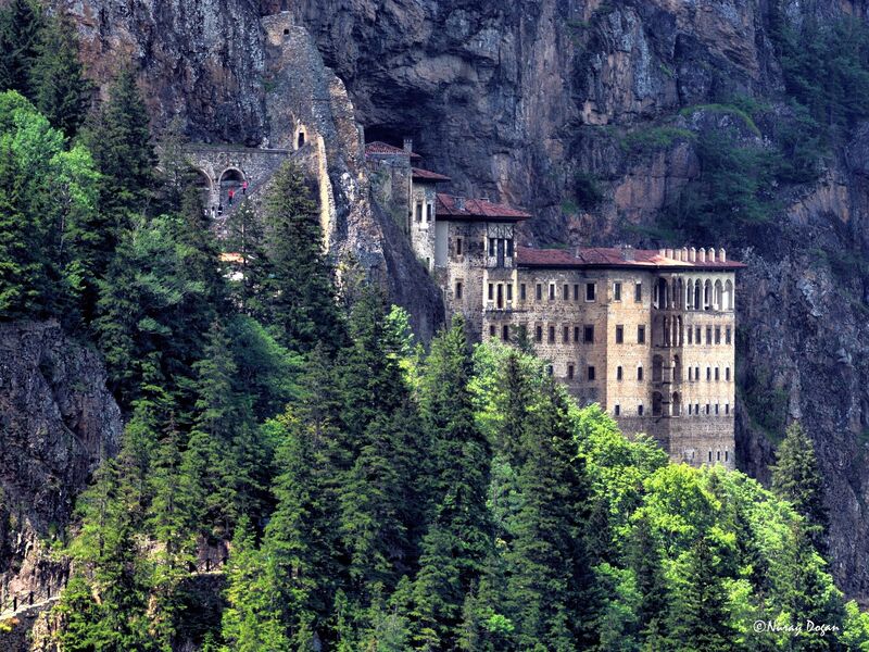 Uçaklı Premium Karadeniz Yayla Konaklamalı 5Gece 6Gün